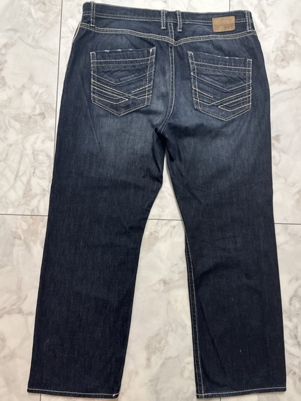 BKE Tyler Jeans Mens 36S Blue Denim Straight Mid Rise Dark Embroidered 36x29